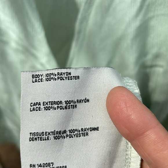 Simply Noelle lightweight laced cardigan - Picture 7 of 7